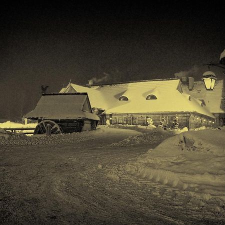 Hotel Zornica Poczesna ภายนอก รูปภาพ