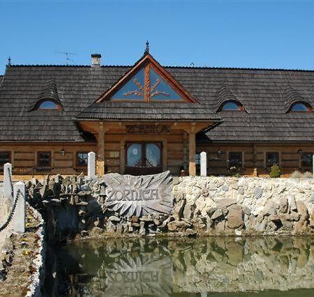 Hotel Zornica Poczesna ภายนอก รูปภาพ