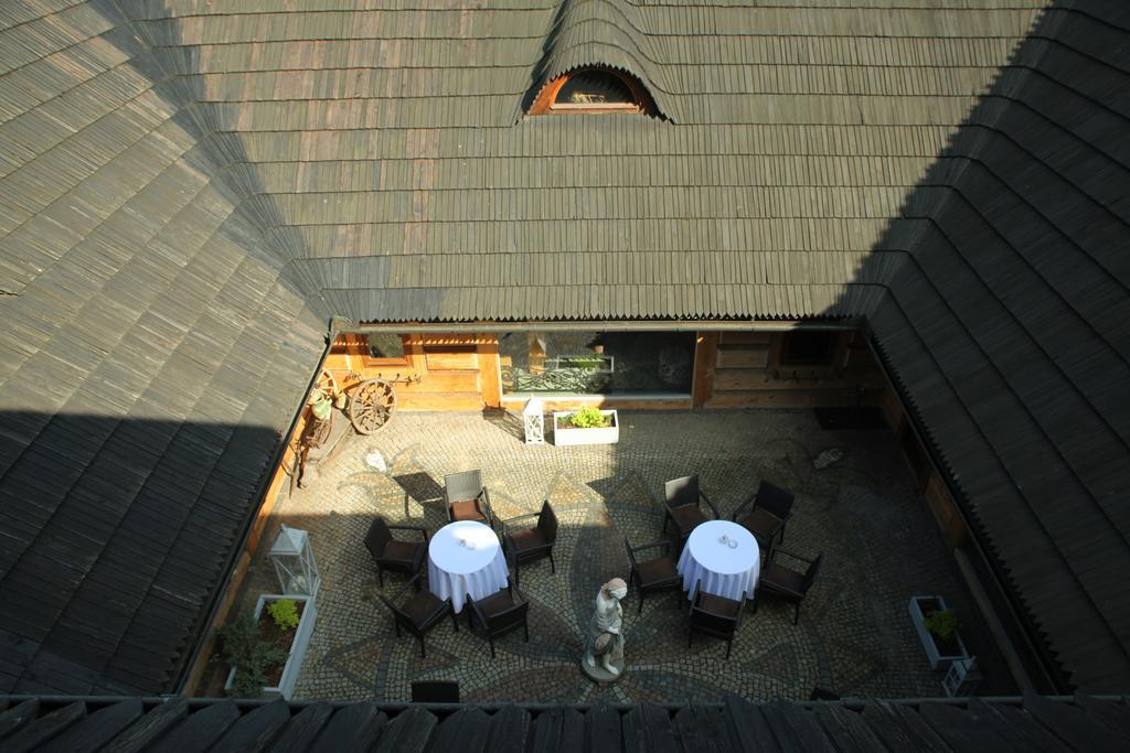 Hotel Zornica Poczesna ภายนอก รูปภาพ