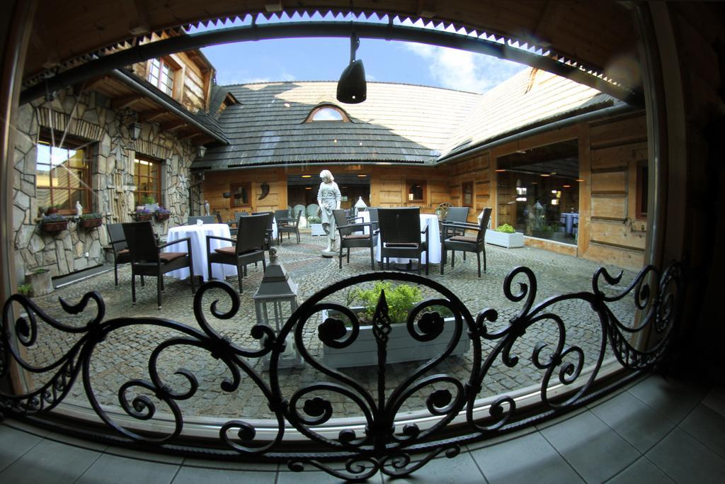 Hotel Zornica Poczesna ภายนอก รูปภาพ