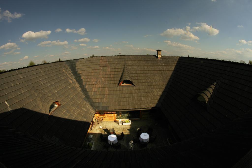 Hotel Zornica Poczesna ภายนอก รูปภาพ
