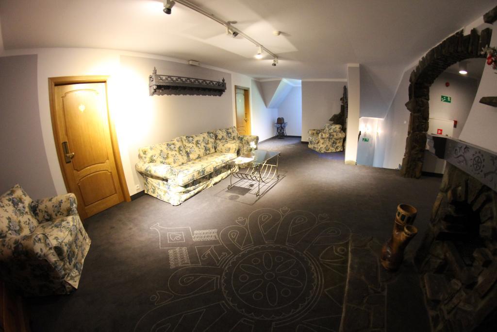 Hotel Zornica Poczesna ภายนอก รูปภาพ