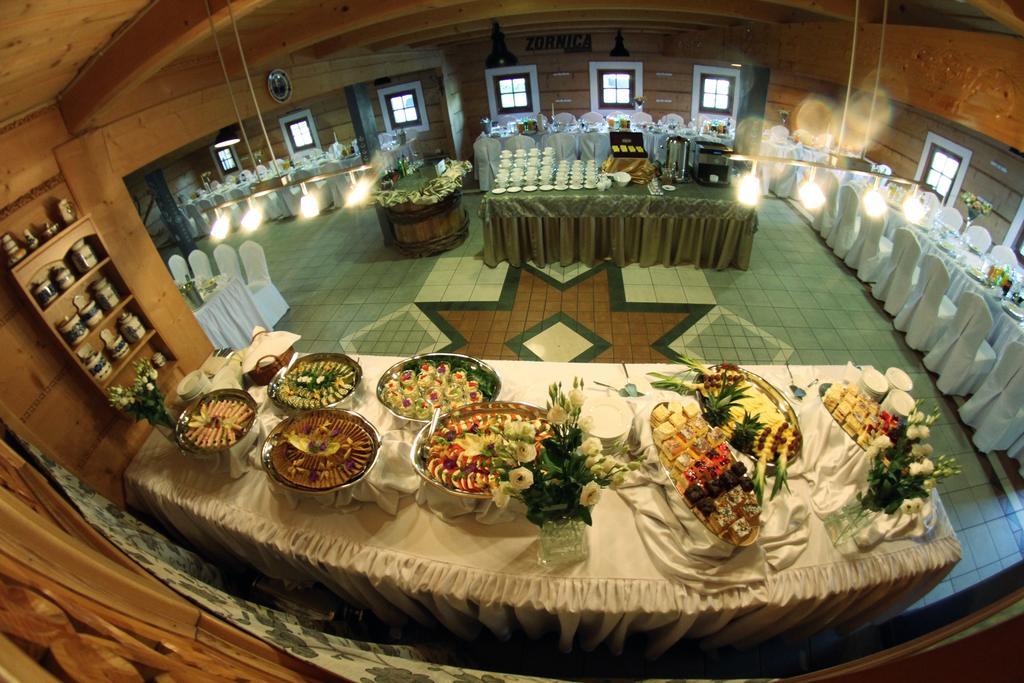Hotel Zornica Poczesna ภายนอก รูปภาพ