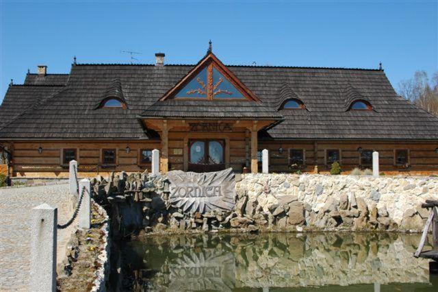 Hotel Zornica Poczesna ภายนอก รูปภาพ